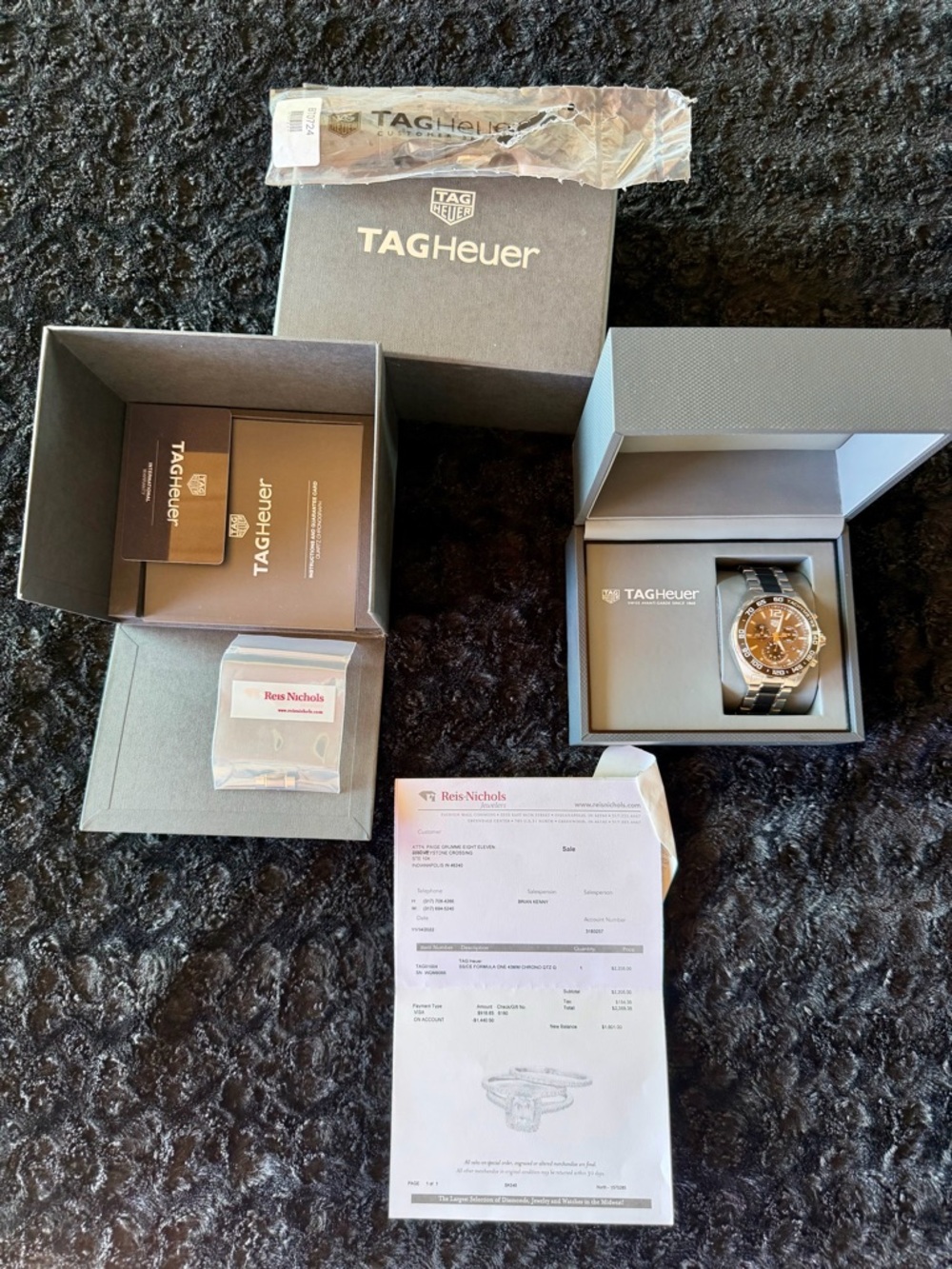 TAG HEUER FORMULA 1 CHRONOGRAPH
Quartz, 43 mm, Steel